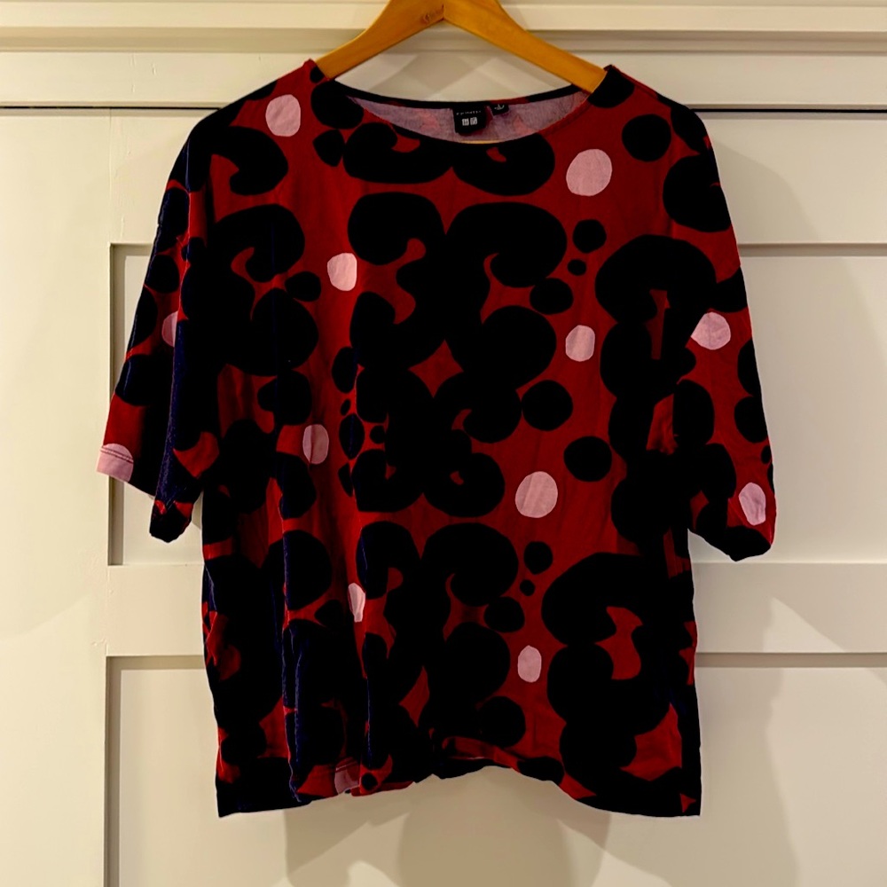 Uniqlo X Marimekko t shirt W L